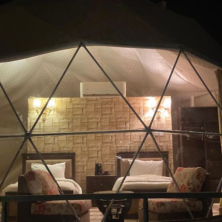 Wadi Rum Sky Camp Bagian luar foto
