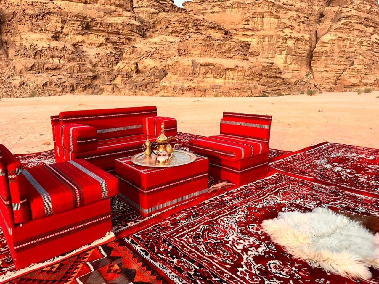 Wadi Rum Sky Camp Bagian luar foto