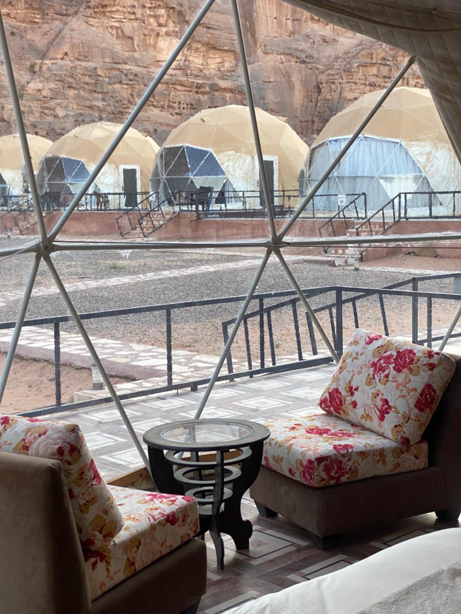 Wadi Rum Sky Camp Bagian luar foto