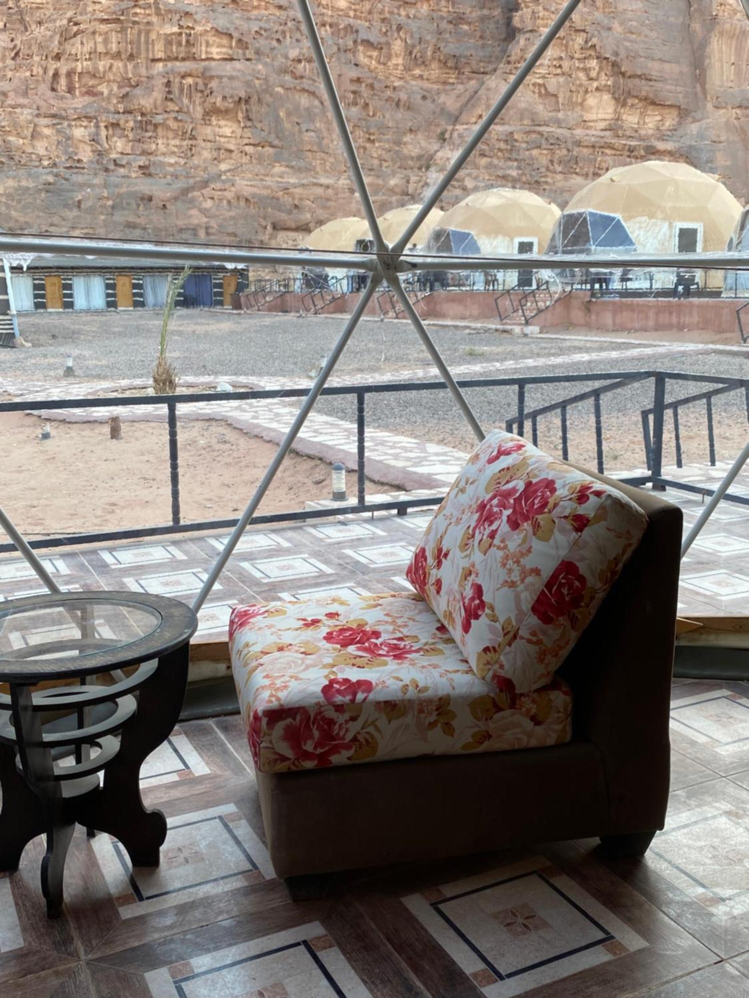 Wadi Rum Sky Camp Bagian luar foto