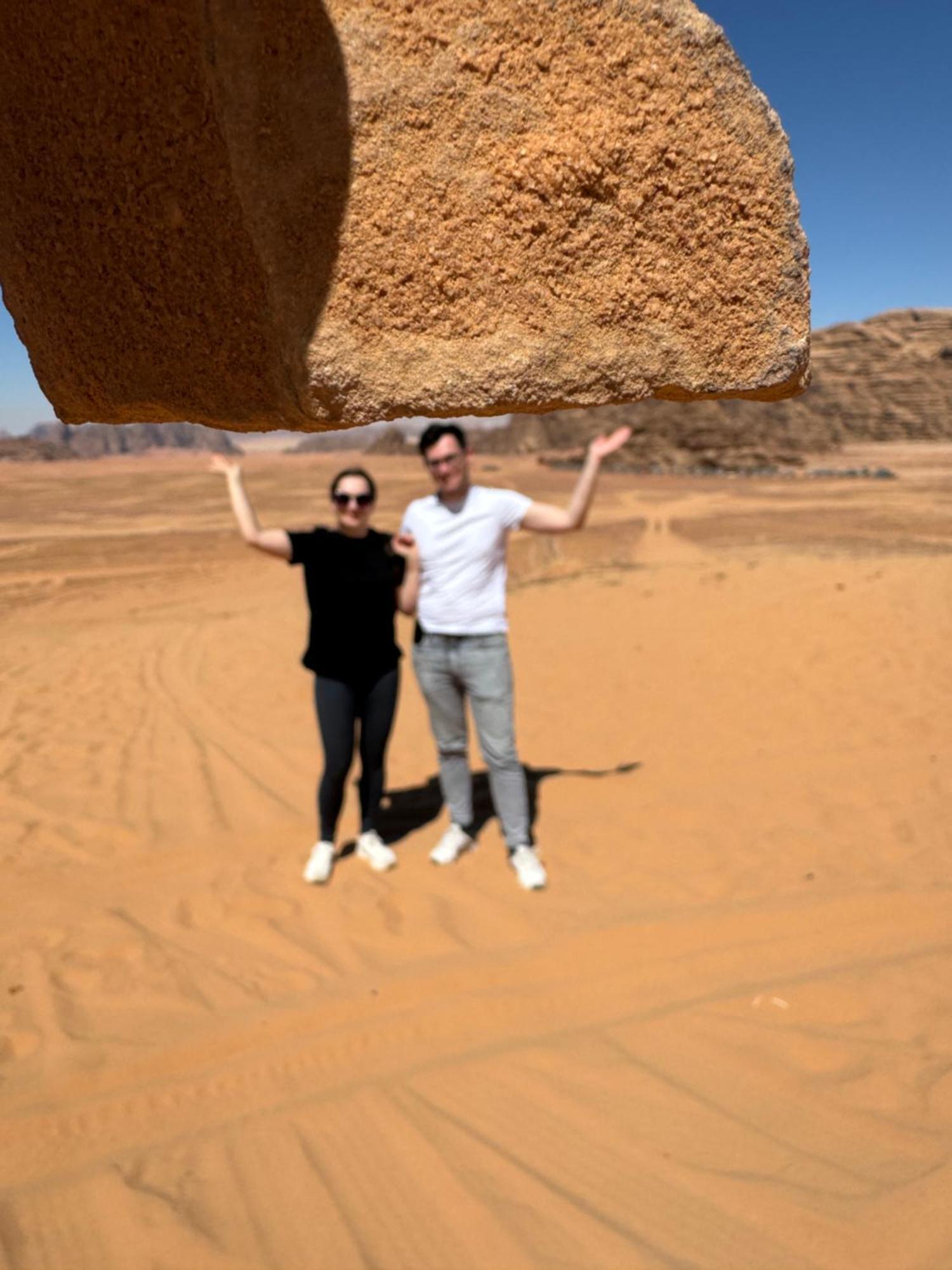Wadi Rum Sky Camp Bagian luar foto