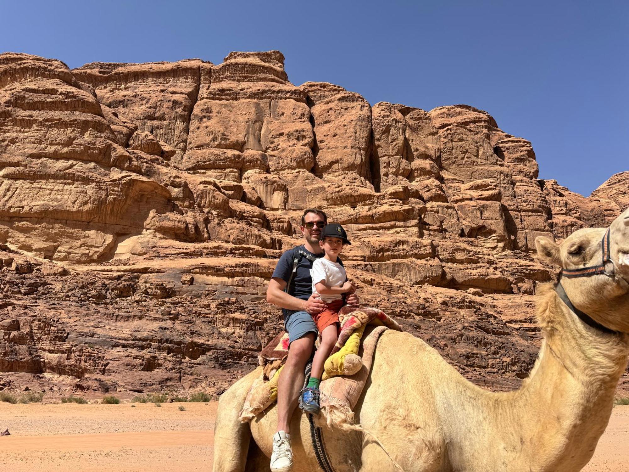 Wadi Rum Sky Camp Bagian luar foto