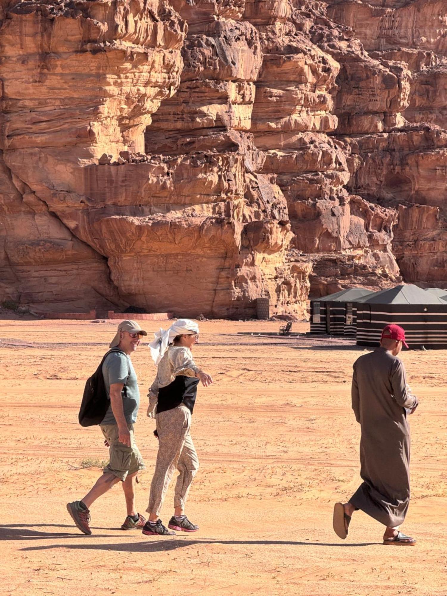 Wadi Rum Sky Camp Bagian luar foto