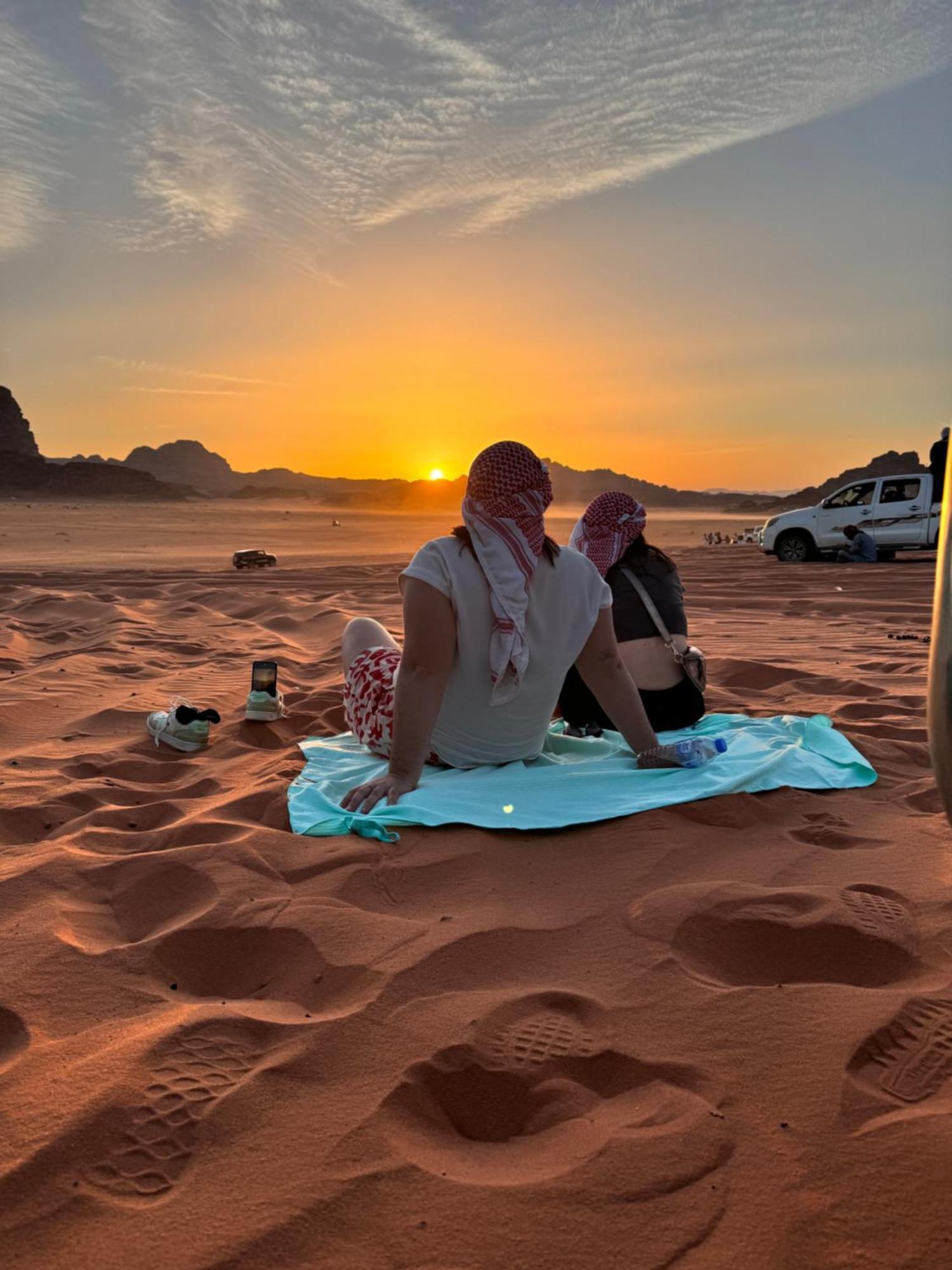 Wadi Rum Sky Camp Bagian luar foto